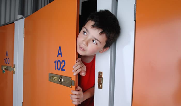 What Is A Travellers ‘Fly-In’ Locker!